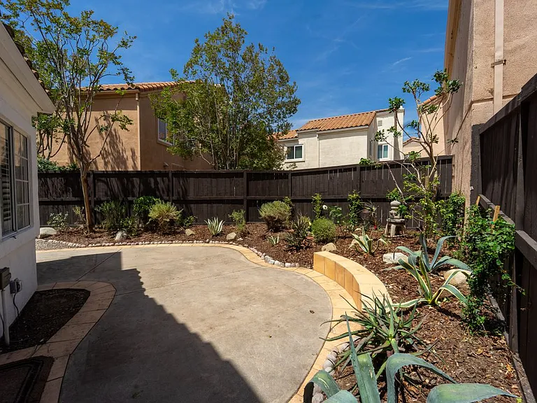 4365 Oak Glen St — Photo 31