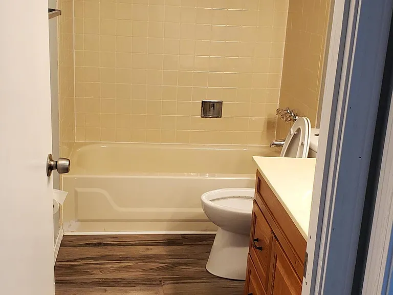 1332 Holgate Dr #G3 — Photo 18