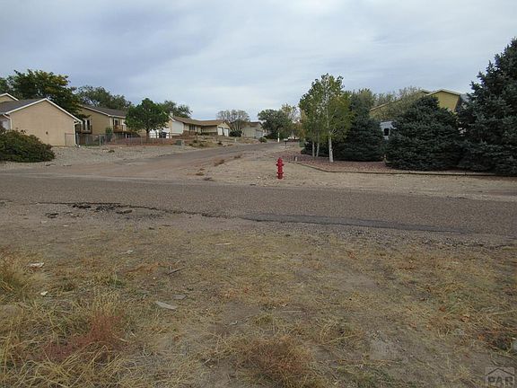 3rd image of 805 S Laurue Dr