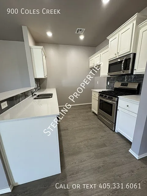 3 bed, 1350 sqft, $1,550 — Photo 3
