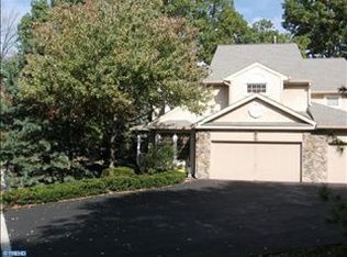 105 Blueberry Ln, Elkins Park, PA 19027