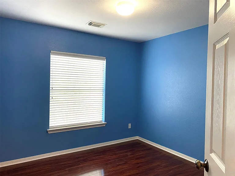 10231 Turrett Point Ln — Photo 13