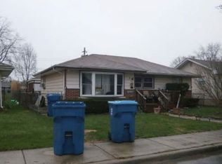 1591 Hewes St, Crete, IL 60417