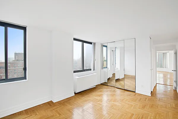 Rented by Essence Realty LLC | media 5