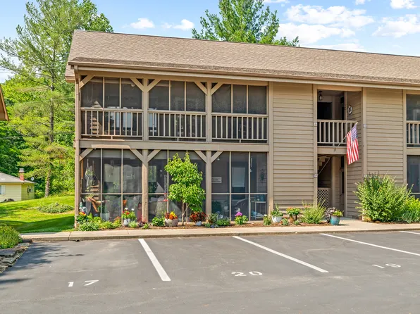 280 W Main St #E-19, Nashville, IN 47448