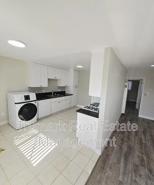433 W Garfield Ave #A