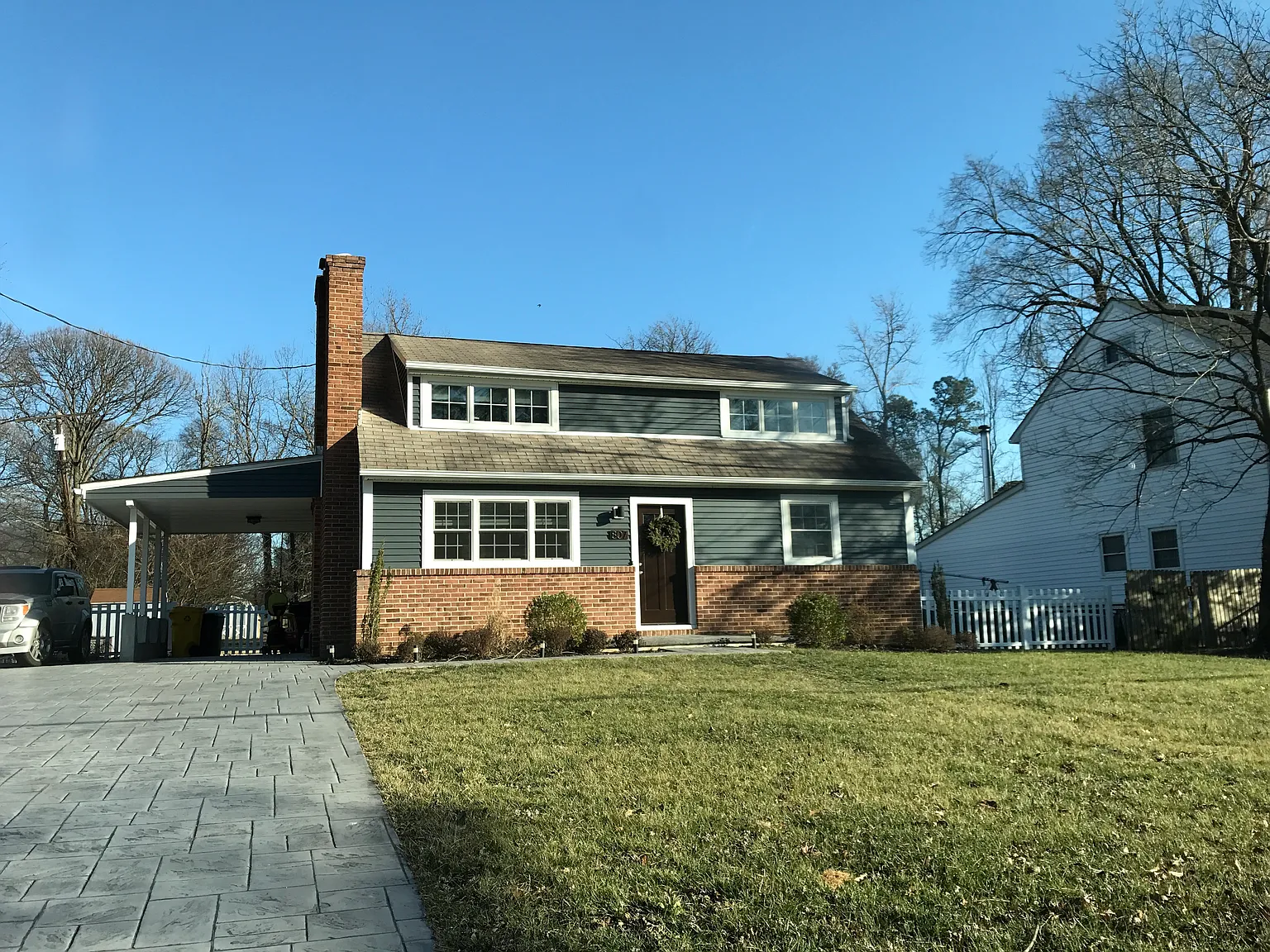 807 Maple Rd photo 1