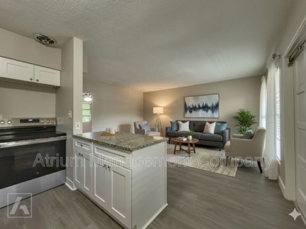 200 Agnes Ct APT 8