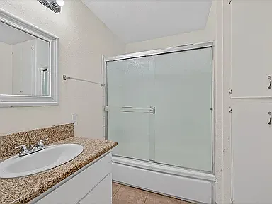 1348 E San Bruno Ave #101 — Photo 9
