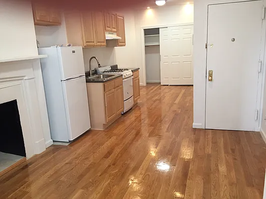 Rented by RV Realty | media 7