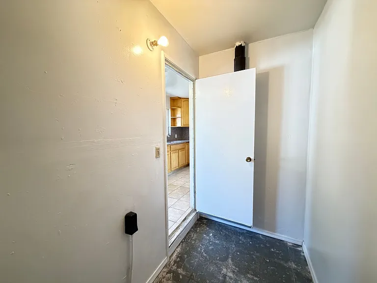 332 Pacific Ave — Photo 15
