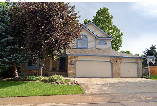 1031 Hinsdale Dr