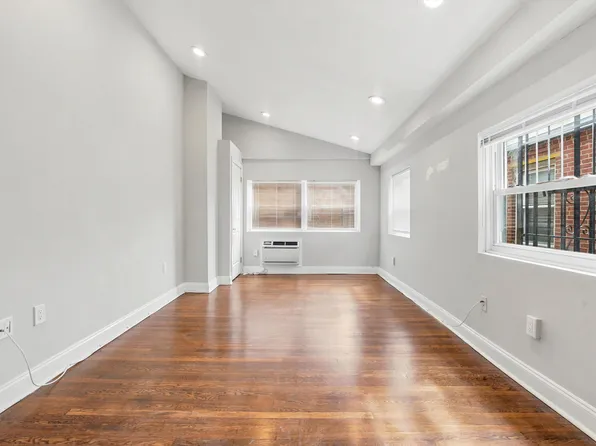 1616 Spruce St #3RR, Philadelphia, PA 19103