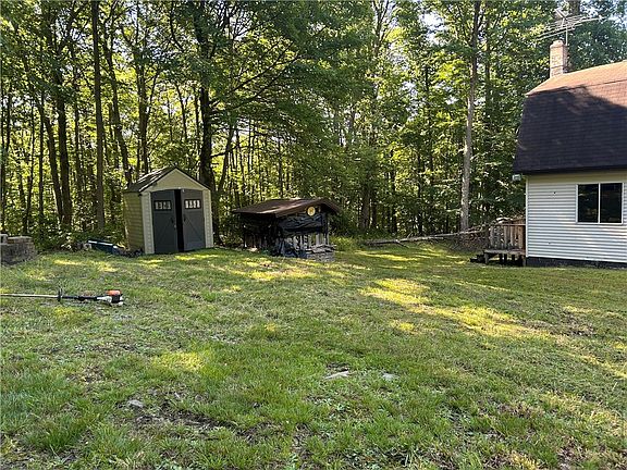 4th image of 350 Firetower Rd