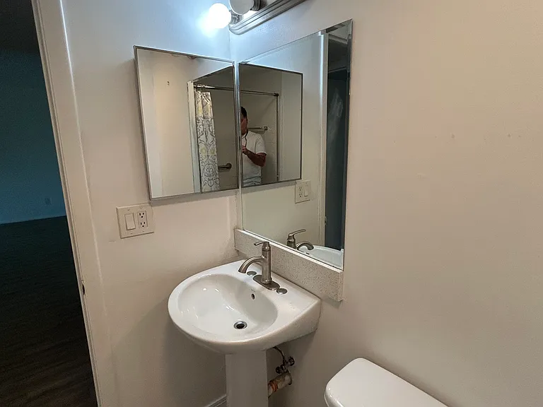 1540 Glen Oaks Dr E #B-222 — Photo 11