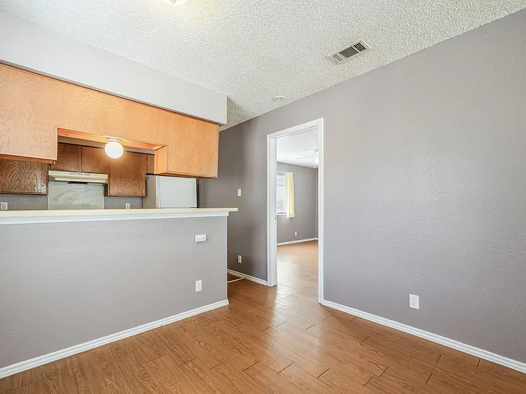 5807 Spring Meadow Rd #B — Photo 9