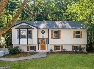 3211 Summer Wood Cir, Snellville, GA
