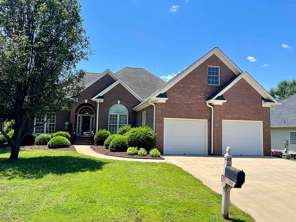 1st image of 247 Rock Springs Dr