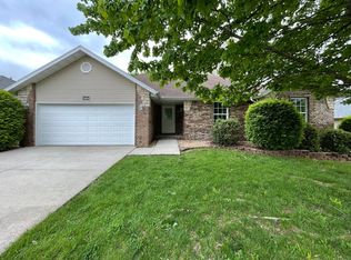 3924 S El Amber Ave, Springfield, MO 65807