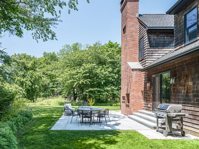 87 Accabonac Rd — Photo 18