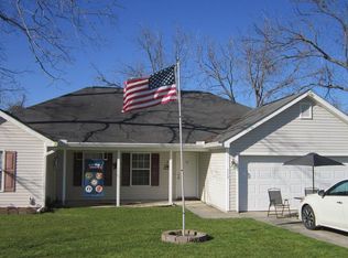 119 Pecan St, Ray City, GA 31645