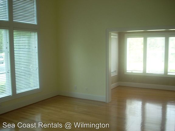 3rd image of 5115 Chanticleer Ct