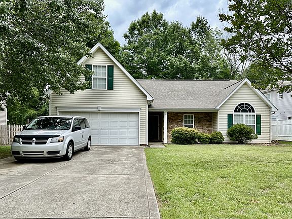 5th image of 148 Ashmont Dr
