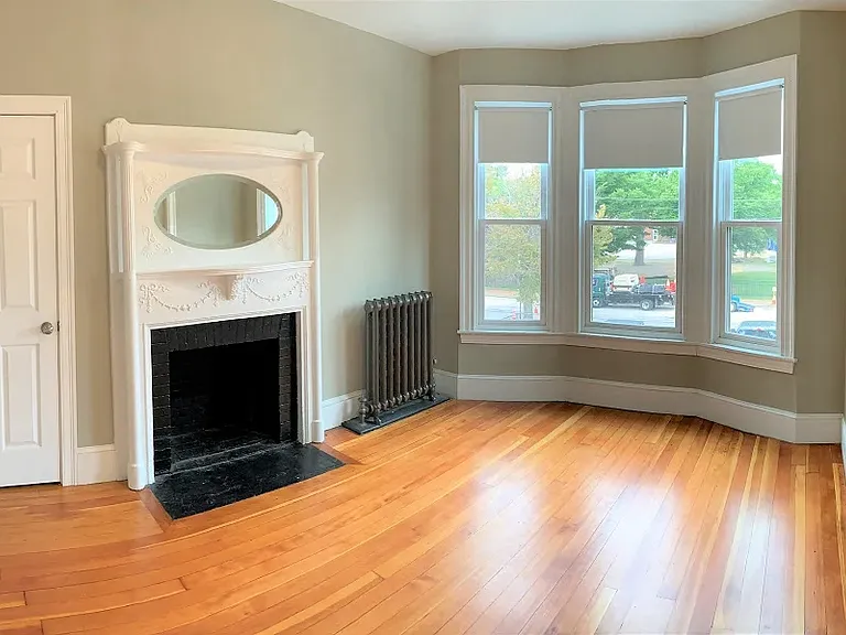 124 Brackett St #2 — Photo 12
