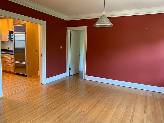4th image of 3449 Holmes Ave S #2