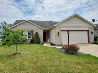 2112 Highlander Dr, Warsaw, IN 46580