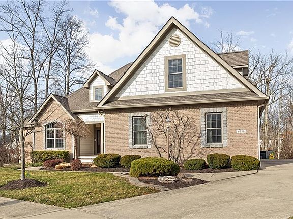 3rd image of 6536 Oak Hollow Cir