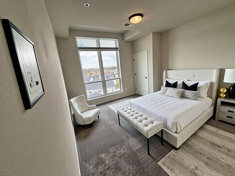 The Outlook Apartments — Photo 56