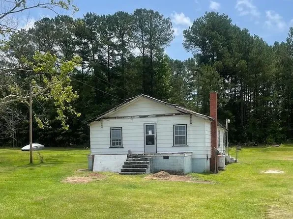 6873 State Highway 210 S, Bunnlevel, NC 28323