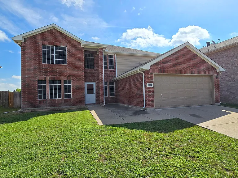 8632 Arcadia Park Dr — Photo 1