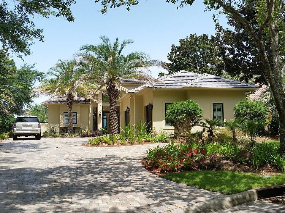 2nd image of 3013 Bay Villas Dr N