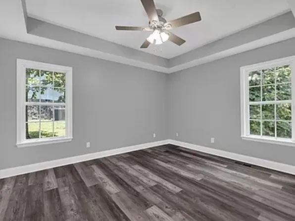 124 Levi Dr, Dalton, GA 30720