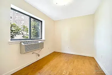 Rented by Safdie Realty Group