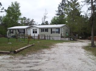 843 Saint Marys River Bluff Rd, Saint George, GA 31562