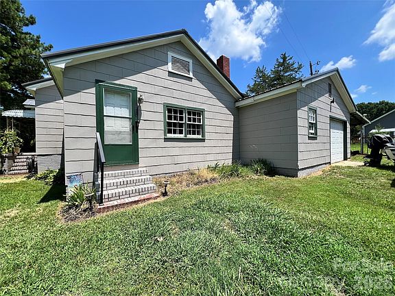 5th image of 24520 Ridgecrest Rd