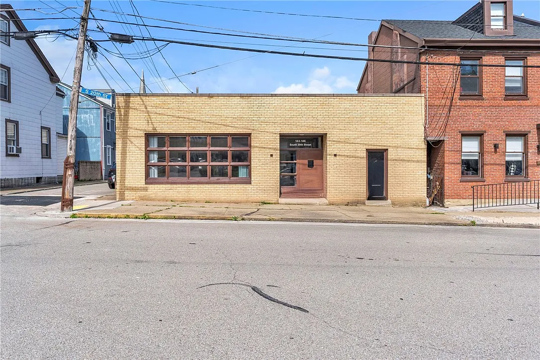 144 S 20th St photo 1