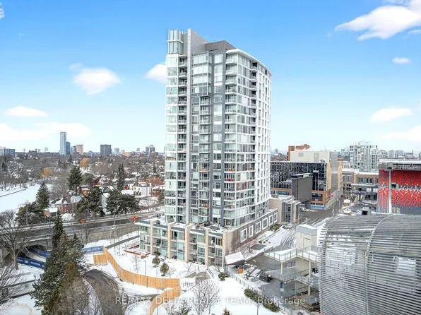 1035 Bank St #307, Ottawa, ON K1S 5K3