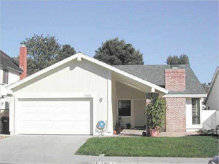 1st image of 14263 Barrymore St