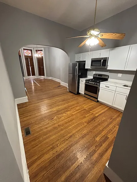 2234 Eutaw Pl — Photo 4