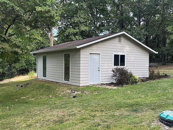 4th image of 1884 Forrestview Ln