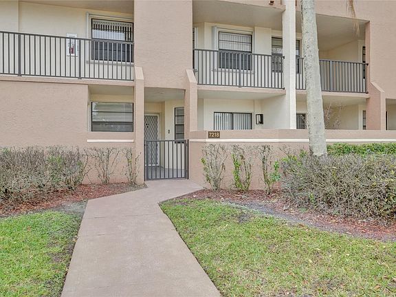 5th image of 7218 Fairfax Drive #110