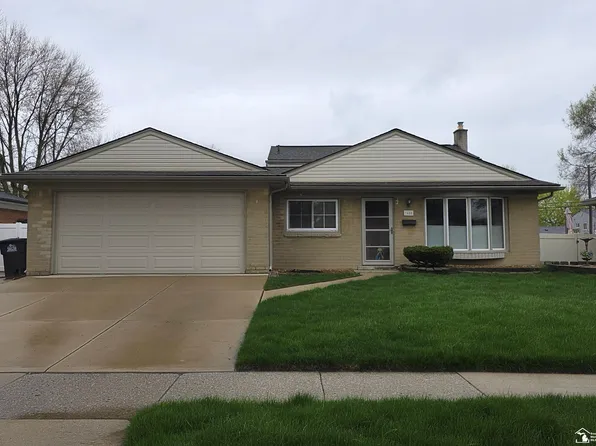 9480 William St, Taylor, MI 48180