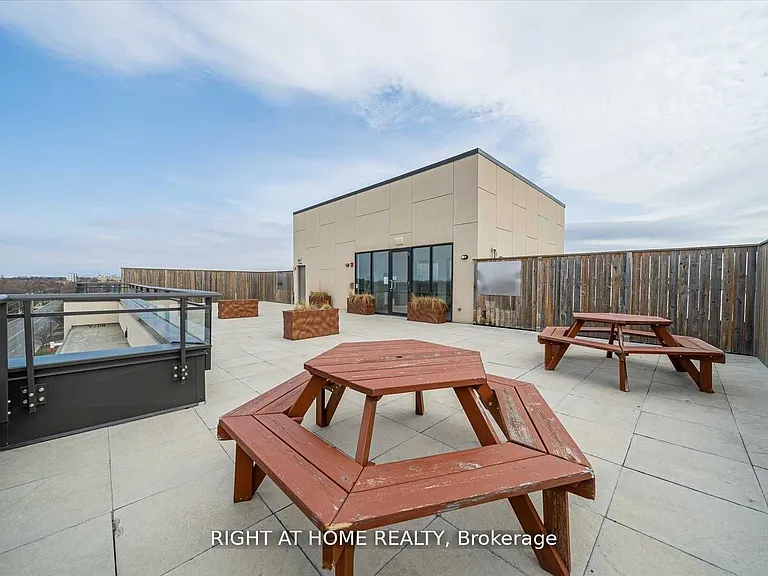 3560 Saint Clair Ave E #217 — Photo 13