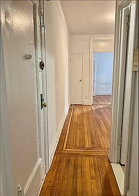 3rd image of 2554 38th St APT 3B