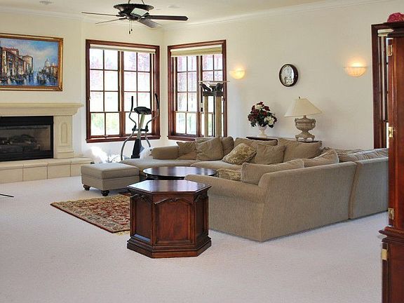 Large Family Rm of Kitchen