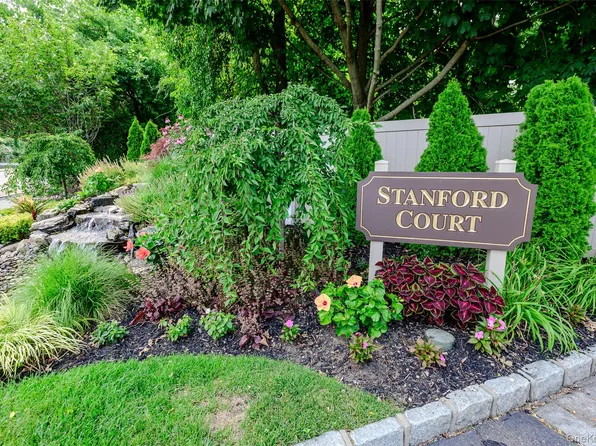 12 Stanford Court, Wantagh, NY 11793